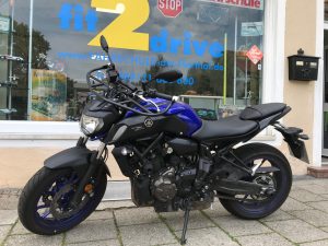Yamaha MT-07, cm tiefer gelegt